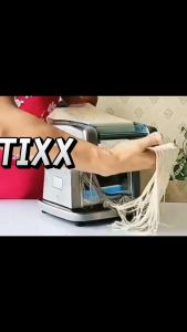 เครื่องรีดแป้งไฟฟ้า เครื่องทําเส้นบะหมี่ 200W เครื่องรีดเส้น ปรับความหนาได้9ระดับ เครื่องรีดแป้ง เครื่องทำเส้น-แผ่นเกี๊ยว