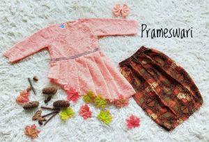 kebaya Prameswari/Bajunik indonesia/kebaya anak dan dewasa/baju adat Jawa/kebaya brokat