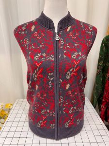 Extra Large Size Winter 7080-Year-Old Grandma Velvet Thickening Sweater Middle-Aged and Elderly Mandarin Collar Cardigan Wool Outwear Women