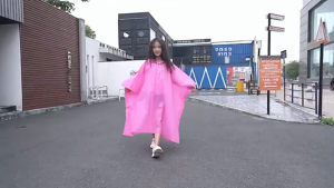 Rain Ponchos for Kid Boys Girls Reusable EVA Clear Poncho Rain Coats Waterproof Jackets with Drawstring Hood One Size Rain Ponchos for Kids Student