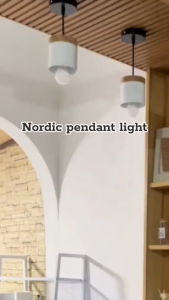 สไตล์โมเดิร์น โคมไฟระย้าสไตล์นอร์ดิก ไม้เนื้อแข็ง โคมไฟโมเดิร์น มาการอง เรียบง่าย เหมาะสำหรับห้องอาหาร ห้องนั่งเล่น ร้านกาแฟ ห้องครัว ไฟแต่งห้อง แต่งห้อง ขั้วหลอดไฟ e27 โคมไฟระย้า สำหรับตกแต่งบ้าน