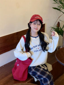 เสื้อสเวตเตอร์คอกลมแขนยาวผู้หญิงฤดูใบไม้ร่วง 2024 ทรงหลวม ทรงหลวม แขนยาว ลายตัวอักษร ทรงหลวม แขนยาว ทรงหลวม แขนยาว