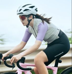 ROCKBROS Cycling Sunglasses Anti-fog Sun Protection Photochromic Glasses Ultralight Large Frame UV400 Windproof Bike Polarized Sunglasses