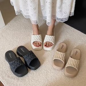 Ready Stock Woman Sandals Lady Slipper Selipar Perempuan Flats Flip Flops 女拖鞋凉鞋