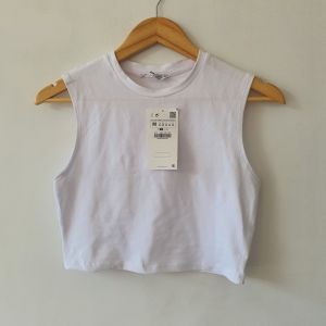 ZARA Round Neck Sleeveless Body Hug Semi-Crop Top