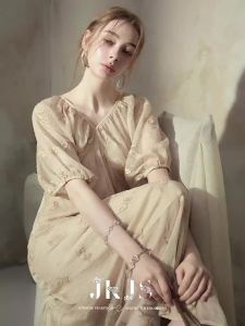 JK＆JS | Đầm Maxi Xòe Thêu Hoa