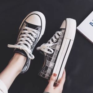 Giày Vải Đế Dày Mùa Thu Cho Nữ Giày Thường Ngày Thời Trang Đa Năng Phong Cách Hàn Quốc Đế Cao Su Mũi Tròn Họa Tiết Kẻ Caro