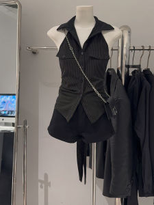 BINKAFENNY | เสื้อครอปแขนยาวลายขวางสไตล์หวานเผ็ด คอต่ำด้านหลังมีช่องเปิดและโบว์