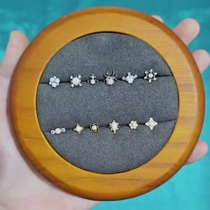 1PC G23 Titanium Labret Lip Stud Internal Thread Opal & Zircon Flower Cartilage Tragus Helix Daith Earrings 16G Jewelry Piercing