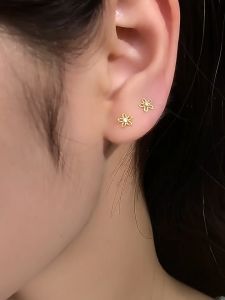 Emas Bangkok Original Cop 916 Gold Earrings small flower five-claw diamond earrings womens fashion Korean simple temperament jewelry birthday gift