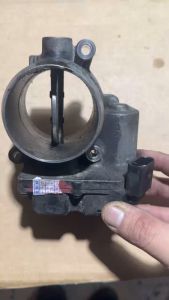 Họng ga Kia Carens 2006 máy xăng hàng bãi. Bảo hành lắp lên lỗi đổi. Không trả lại hàng