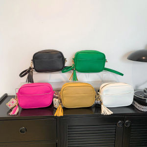 กระเป๋าสะพายข้างสี่เหลี่ยมเล็กสุดเทรนด์สำหรับผู้หญิงในปี 2024 กระเป๋าสะพายข้างสุดเทรนด์สไตล์เกาหลีแบบอเนกประสงค์ กระเป๋าสะพายข้างแบบไนลอนแฟชั่นอินส์