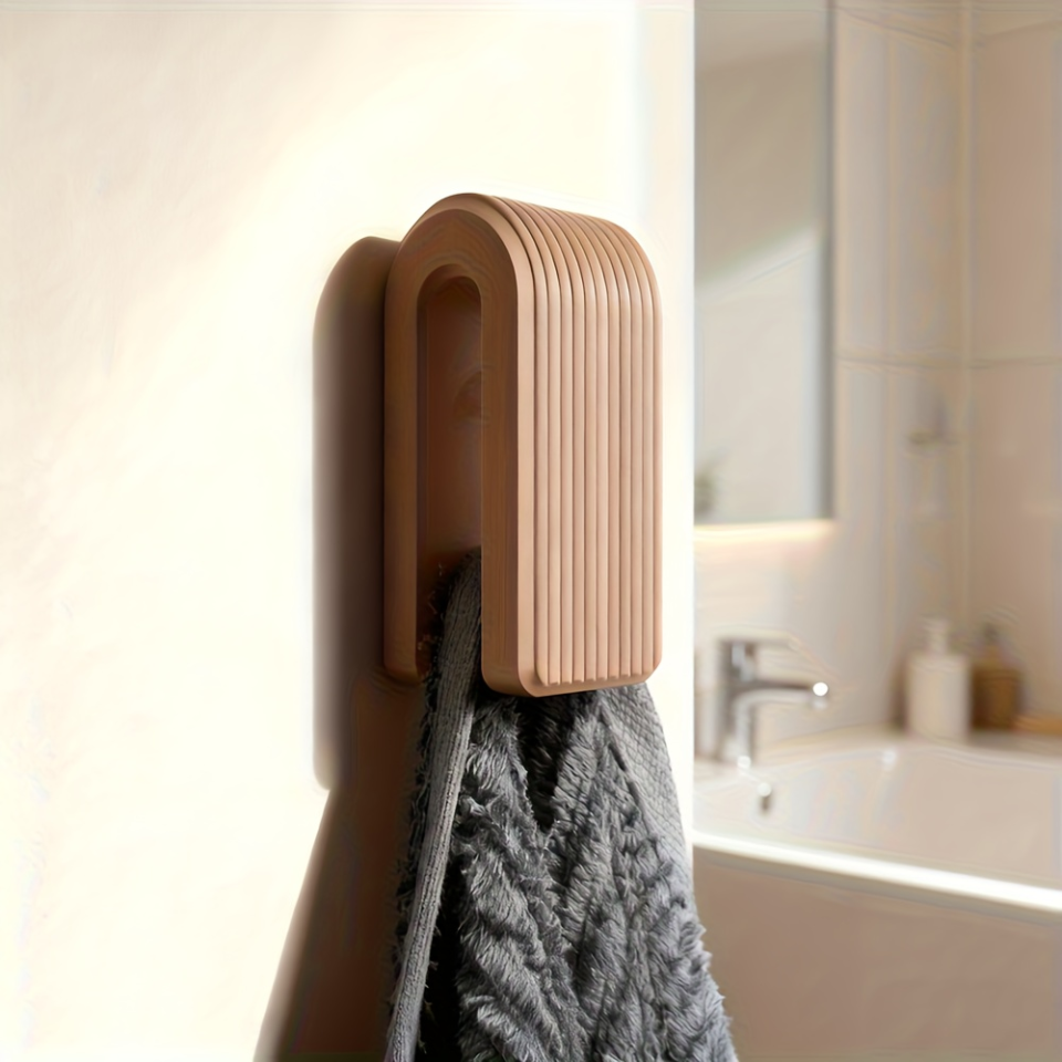 Auto-locking Towel Hanger Gravity Wall Mount Rack Novelty Towel Rack Novelty Surprise Gift
