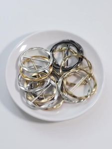 5pcs 43mm Fashion Metal Round Circle Clip Buckles Shawl T-Shirt Tie Clip Brooch Waist Buckle Versatile Clothing Ring Wrap Holder