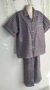 ชุดนอนผู้ใหญ่ แขนสั้น+ขายาว ( หน้าอก 47" ส่วนสูง 168-170 cm) เนื้อผ้าฝ้ายผสมโพลีเนื้อผ้าดีใส่สบายไม่ร้อนมีหลายสีให้เลือกนะจ้ะ