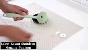 Sikat Kawat Cuci Piring Gagang Serabut Besi Stainless Steel Alat Gosok Peralatan Dapur Sikat Sabut Kawat Serbaguna Sikat Bola Kawat Gagang Panjang