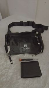 กระเป๋าคาดเอว รุ่น T4252 วัสดุผ้าไนล่อน สีดำ งานคุณภาพจาก TOUGH Warrior ขนาด 10 นิ้ว 25 x 16 x 9 cm. สินค้าในไทยพร้อมส่ง