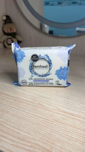 [Nhập khẩu chính ngạch] Femfresh Intimate Skincare 0% Sensitive - Khăn ướt vệ sinh vùng kín cao cấp cho da nhạy cảm (25 tờ)