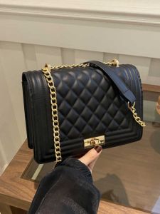 Elegant Black Diamond Pattern Chain Shoulder Bag Womens Fashionable Crossbody Bag Soft PU Leather Medium Size Handbag