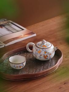 JISU | Bình Trà Yuraku Mẫu Hoa Mai Xanh Đơn Giản