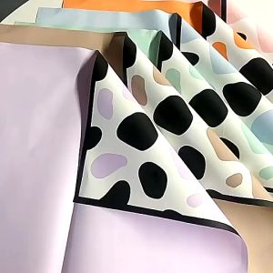 Isi 20 LEMBAR Flower Wrapping Bouquet Paper Pastel Girrafe Pattern Kertas Buket Bunga Pastel KB083