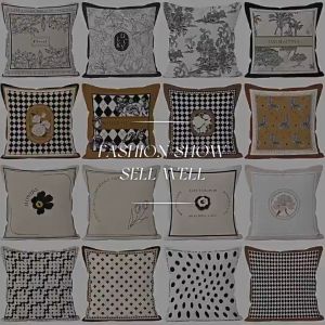 French Country Velvet Pillow Cushion Cover / Sarung Bantal Bludru Sofa Kursi Vintage