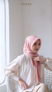 Cotton Inch - Syana Hijab Jilbab Segi Empat Scarf Polycotton Polos
