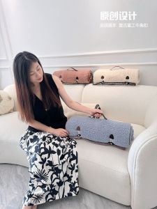 Quilted Blanket Portable Office Napping Shawl Car Pillow Cushion Two-Purpose Gift Modern Simplicity Polyester Fiber Home Decor