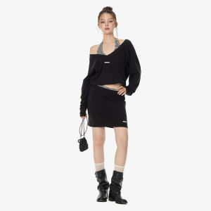 Turn Signal | Stylish V-Neck Long Sleeve T-Shirt and Skirt Two-Piece Set