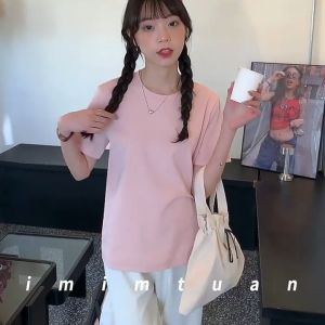 LHMoonlight ใหม่ เสื้อยืดสีพาสเทล เนื้อผ้าเกรดอย่างดี เนื้อผ้านุ่มมม เนื้อผ้าใส่สบาย ไม่ร้อนเหมาะกับทุกฤดู คอกลมเเขนสั้น ลูกค้ามีความนิยม 100% ไม่มีไม่ได้เเล้ว