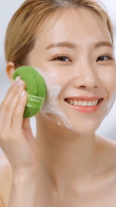 Bọt biển rửa mặt hình giọt nước làm sạch da mặt