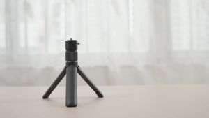PULUZ Rotary Handle Desktop Tripod Stand for DJI Osmo 360 / Insta360 X5 X4 X3 / Gopro Camera Accessories with 1/4 Screw