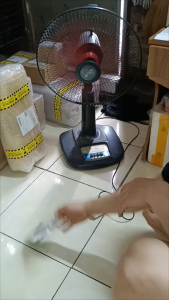 Bộ điều khiển quạt từ xa đa năng biến quạt thường thành quạt có khiển bo nguồn ngắt mạch an toàn tiết kiệm cho gia đình