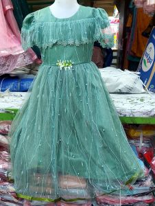 Gaun anak bahan mutiara bagian depan bagian belakang tile polos