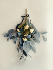 Nordic Style Wall Decorative Flower Hanging Ornaments for Living Room Bedroom Restaurant Shop Wall Artistic Hanging Decorations