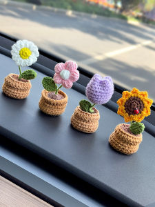 Hand Knitted Cute Miniature Pot Plant Crochet Yarn Sunflower Car Dashboard Decorative Ornaments Womens Style round Shape
