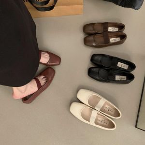 Korean Version of Retro Pumps Womens Spring and Autumn New Versatile Commuting Soft-soled Comfortable Flat Granny Shoes