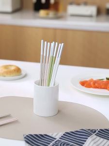 Antibacterial Slip-Resistant Heat-Resistant Colorful High-End Chopsticks