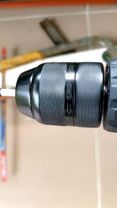 Keyless Drill Chuck 3/8-24UNF Thread 0.8mm-10mm Self-tighten Drill Chuck Locking Function Metal Drill Chuck Hand Electric Drill