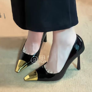 เรียบหรู สีดำ รองเท้าส้นสูงโลหะสีทอง ผู้หญิง ทันสมัย รองเท้าส้นสูงทรงสลิมชี้นิ้วเท้า เซ็กซี่ บล็อกสี หนัง รุ่นอัพเกรด
