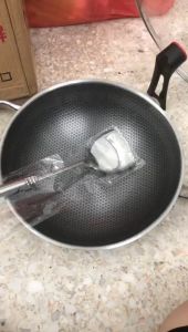 316 Premium Stainless Steel 34cm Non-Stick Honey Comb Wok With Lid Frying Grill Non Stick Pan Kuali Panci 不銹鋼锅
