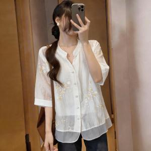 Áo Thun Cổ V Tay Ngắn Đính Hợp Cho Phụ Nữ Size Lớn