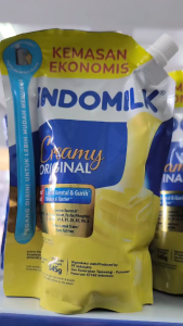 Indomilk Kental Manis Pouch Putih & Coklat 545 Gr