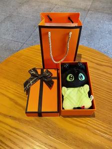 Bandai | Genuine How to Train Your Dragon Toothless Bean Plush Keychain Pendant Creative Couple Doll Key Chain Bag Charm