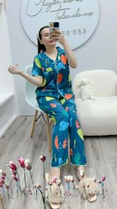 Bộ Pyjama Tolen tay ngắn hoạ tiết hoa xinh mát