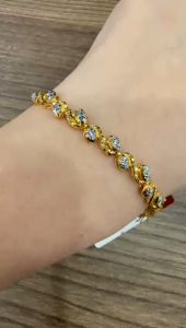 Poh Heng Jewellery 22K Dainty Bracelet in Yellow White Gold [Price By Weight]