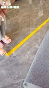 Lakban Double Tape Kain Dua Sisi Lakban Kuning Double Tape Kain 2 Sisi Selotip Lem Perekat Kuat Dinding Isolasi Serbaguna Lakban Fiber Filamen Dua Sisi Grid Double Tape Serat