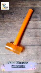 Palu Karet untuk Pasang Keramik Lantai