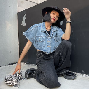 Niche Design Short Spring and Summer Batwing Sleeve Denim Vest Female Fashion Personality Vest Loose Chic Vest Fashion