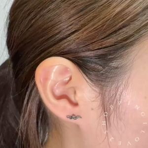 D59 Korean Mini Titanium Steel Personality Snake Pattern Stud Earrings Mens and Womens Stainless Steel Earrings